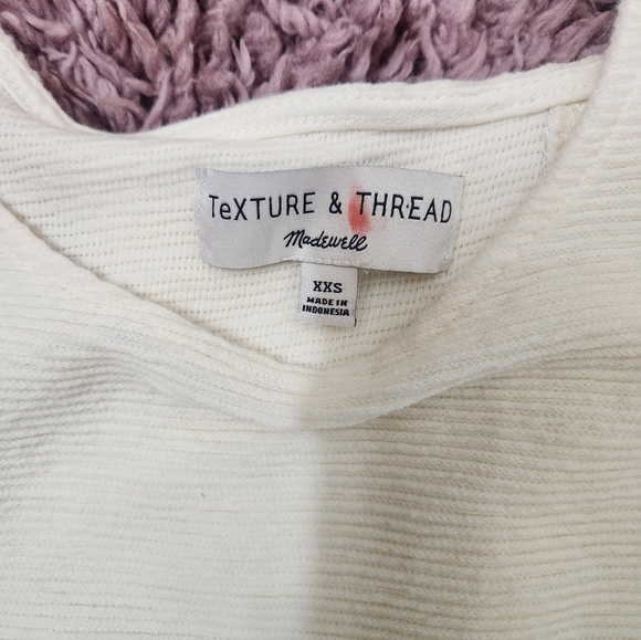 Madewell Texture & Thread Split-Back Shell Top - Picture 7 of 7